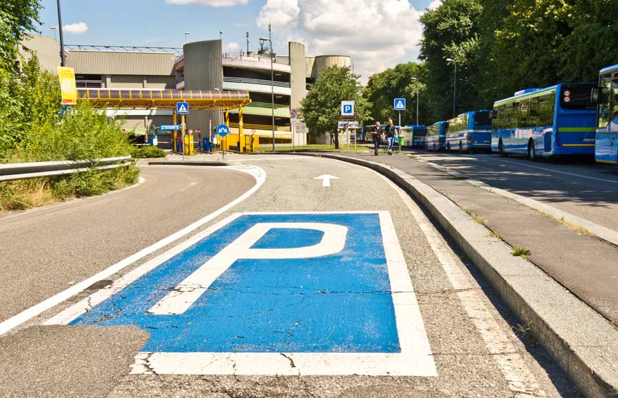 Orari di apertura parcheggio Famagosta Milano
