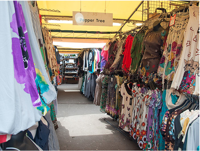 Mercatini dellusato milano aperti domenica milano life Mercatini usato monza