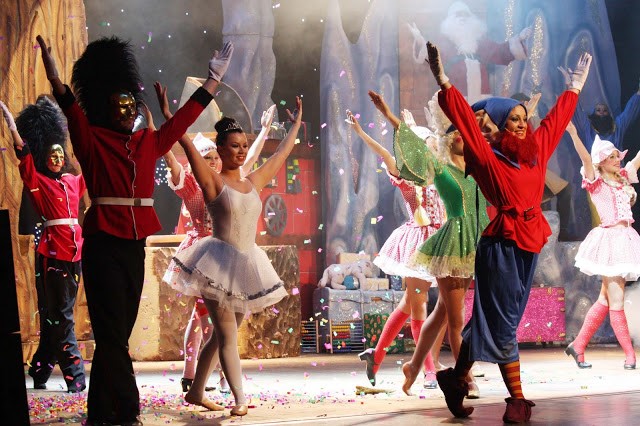 Al Teatro Manzoni a Milano “Lo Spettacolo di Natale”