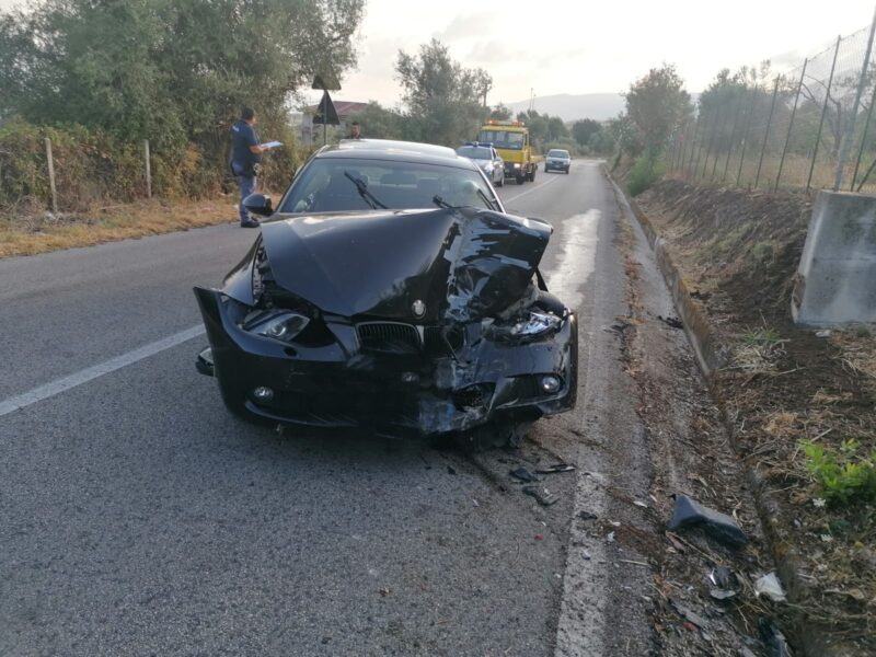Incidente mortale all'alba: il dramma di un giovane di 26 anni