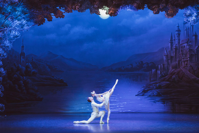 Il Lago dei Cigni al TAM Teatro Arcimboldi di Milano: Un Debutto Imperdibile per il TAM Ballet Milano Life